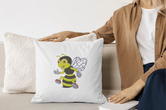 Bumble Bee Design: A Sweet Stitch for Handmade Gifts
